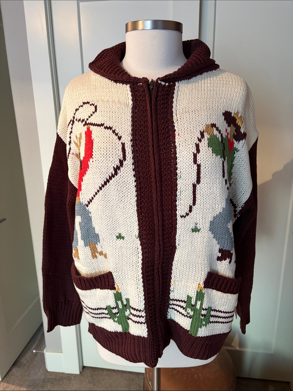 Zip-Front Southwestern Knit Cardigan Sweater - Brown  & Cream.NWT. Let’s Rodeo!